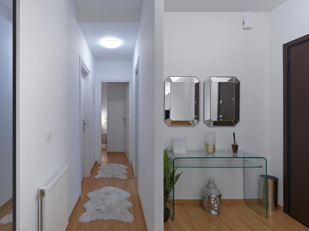 Elegant Apartment In Glyfada Atenas Exterior foto