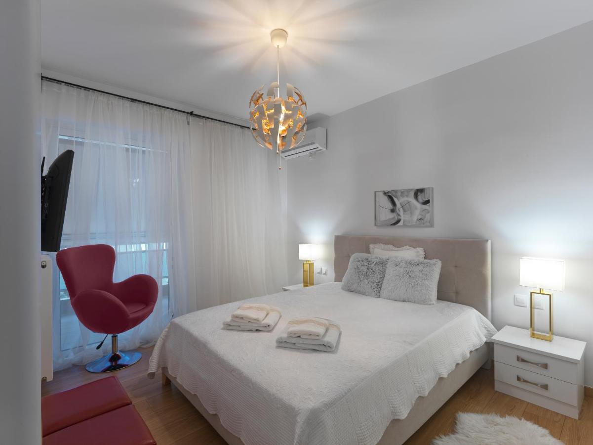 Elegant Apartment In Glyfada Atenas Exterior foto